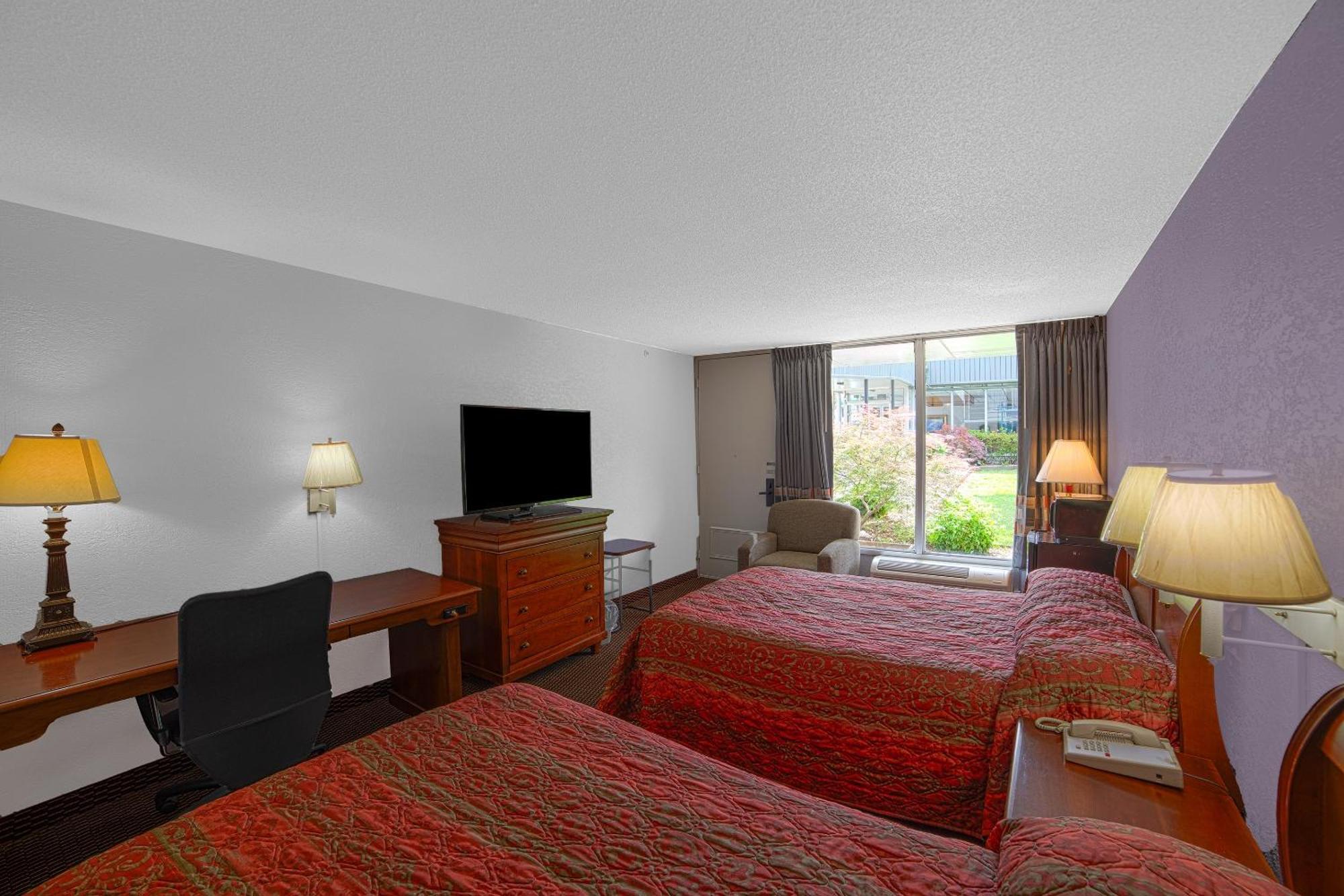Masters Inn Selma Smithfield I-95 By Oyo Exterior photo