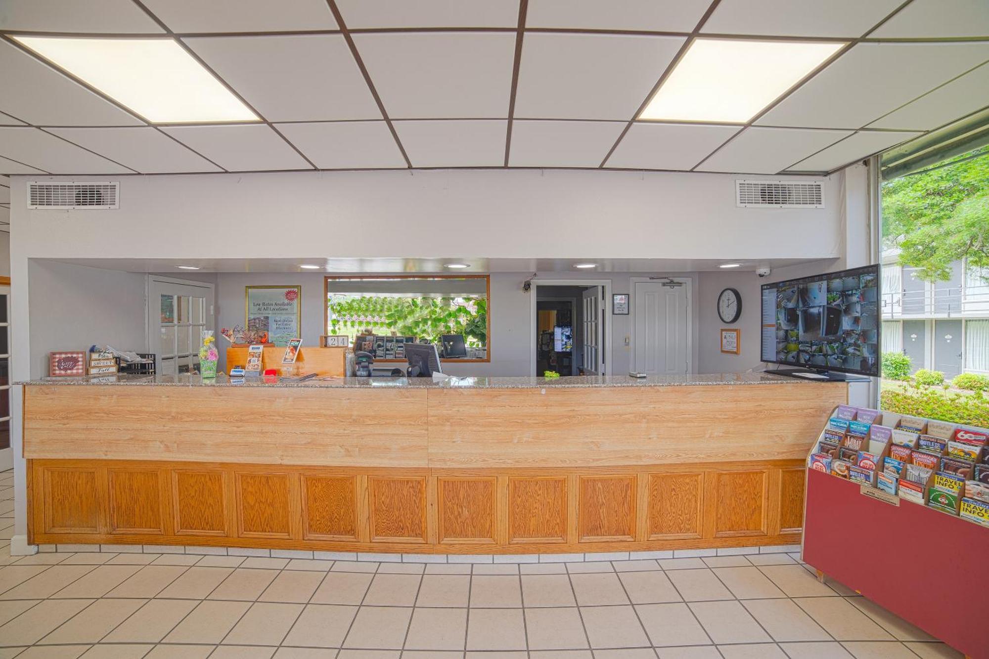 Masters Inn Selma Smithfield I-95 By Oyo Exterior photo