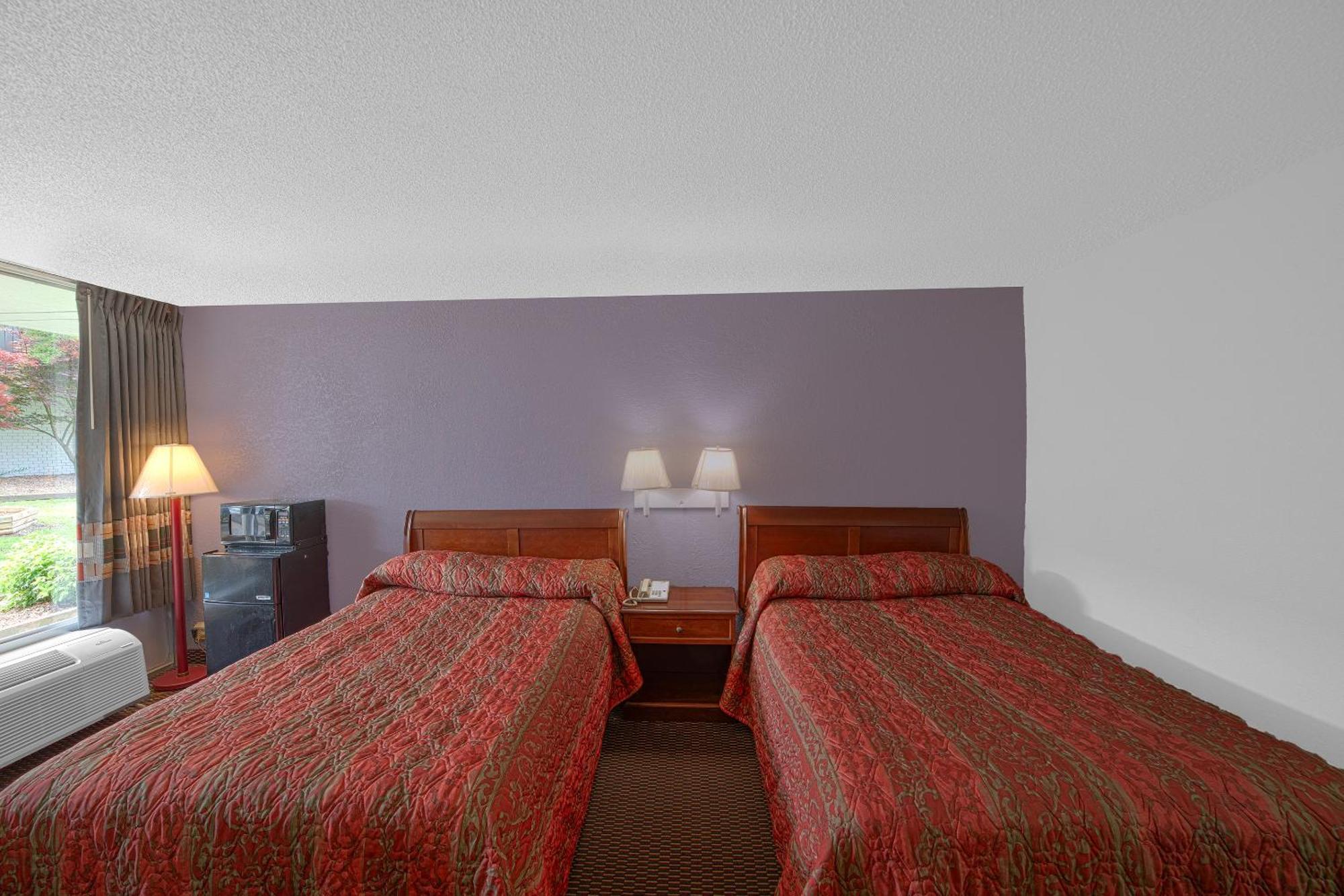 Masters Inn Selma Smithfield I-95 By Oyo Exterior photo